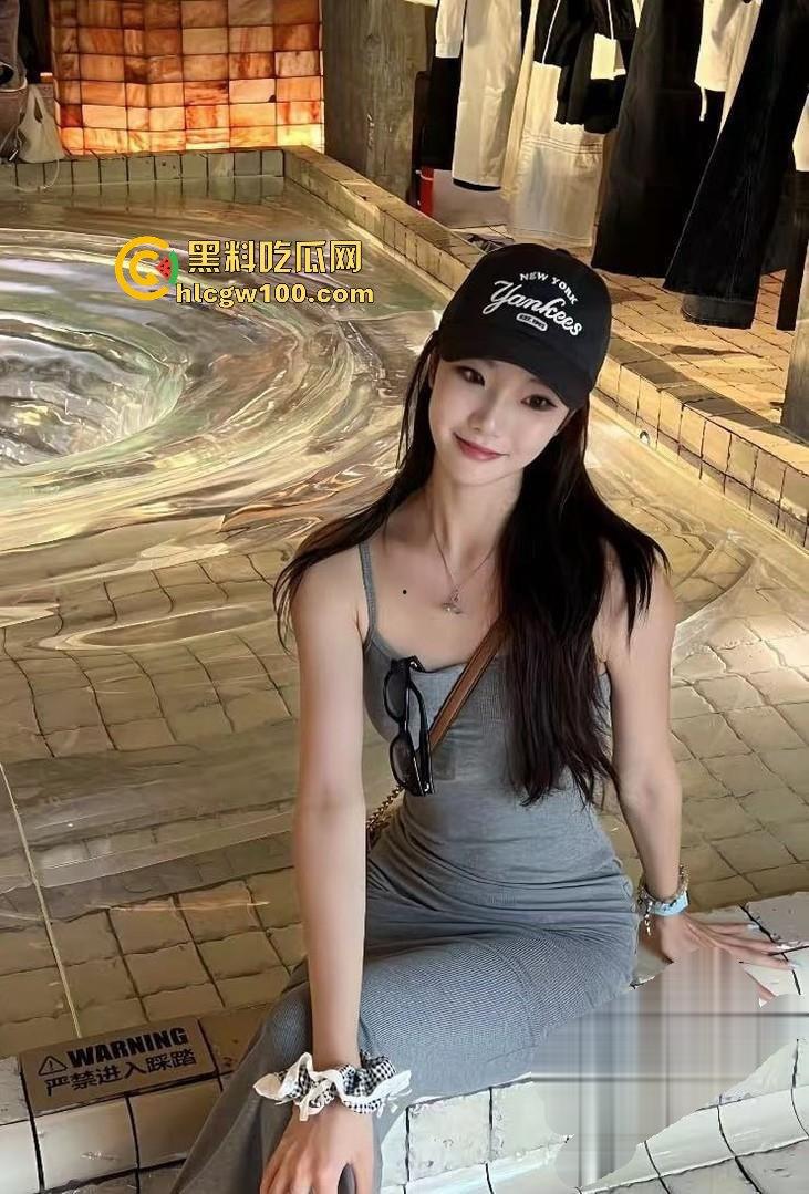 北京市海韵艺术学校芭蕾舞妹子【胡妍慈】金主定制视频曝光，极致反差诱惑，独家爆料！  第9张