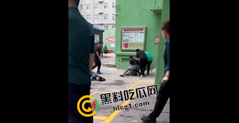 高中生替母杀小三 快准狠当场捅死 花木兰来了都要叫姐姐  现场视频流出 第5张