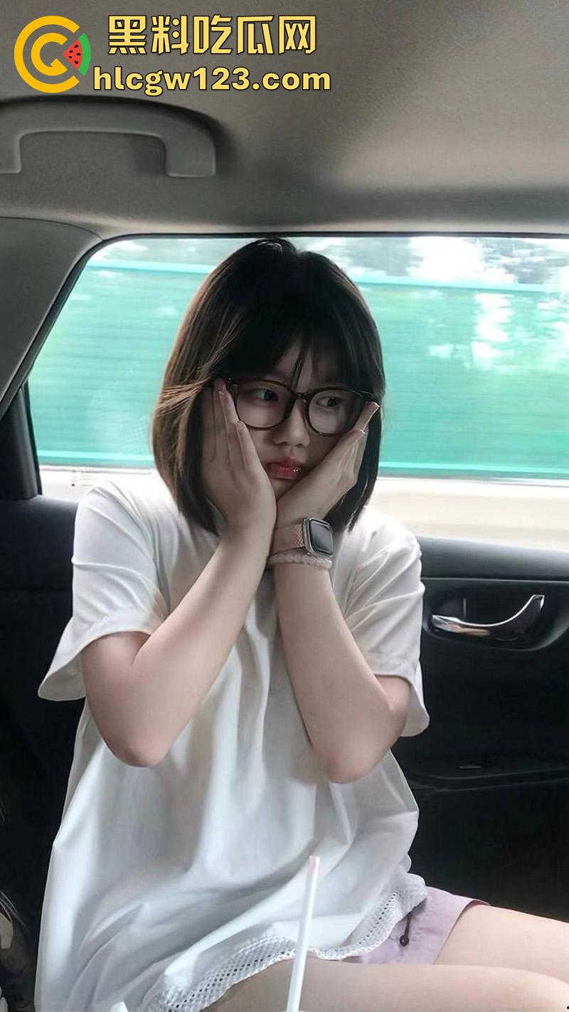 变态淫父送女儿去外地考试，在宾馆没忍住强上性感乖女儿，身材白嫩翘臀Q弹，后入啪啪极致淫荡！  第3张