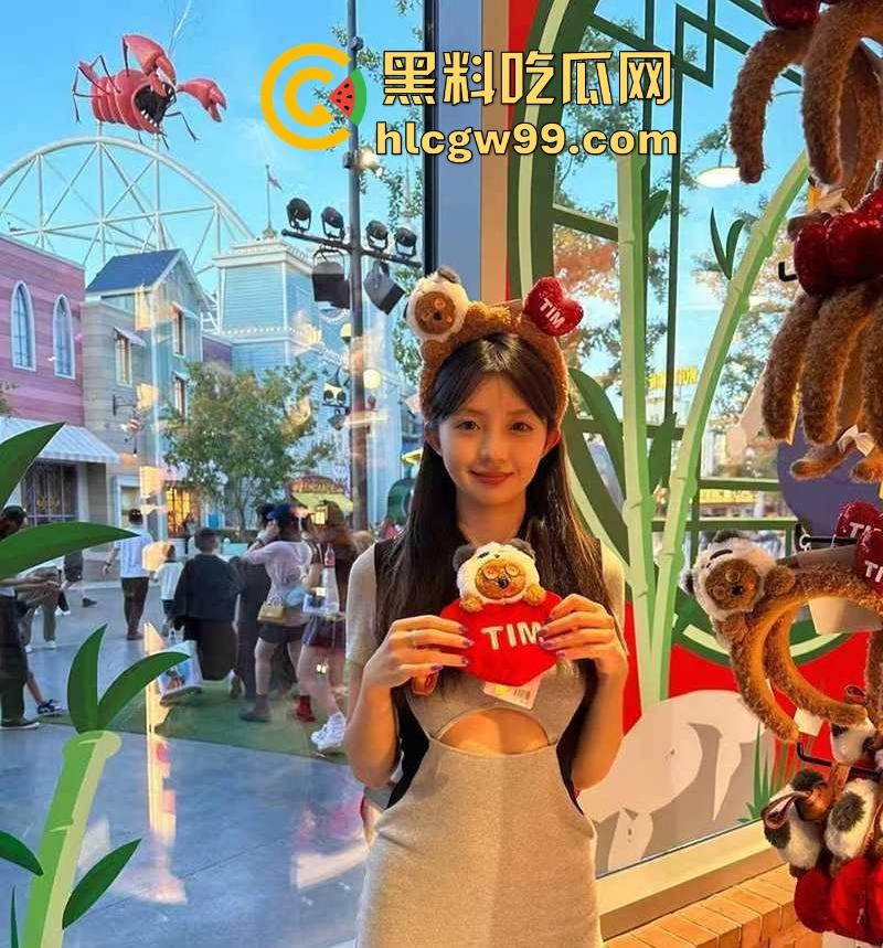 青岛985高校女研究生‌【林雨】高颜值长腿校花女神，却只是别人的3号母狗并育有一女，大量黑料流出！  第4张