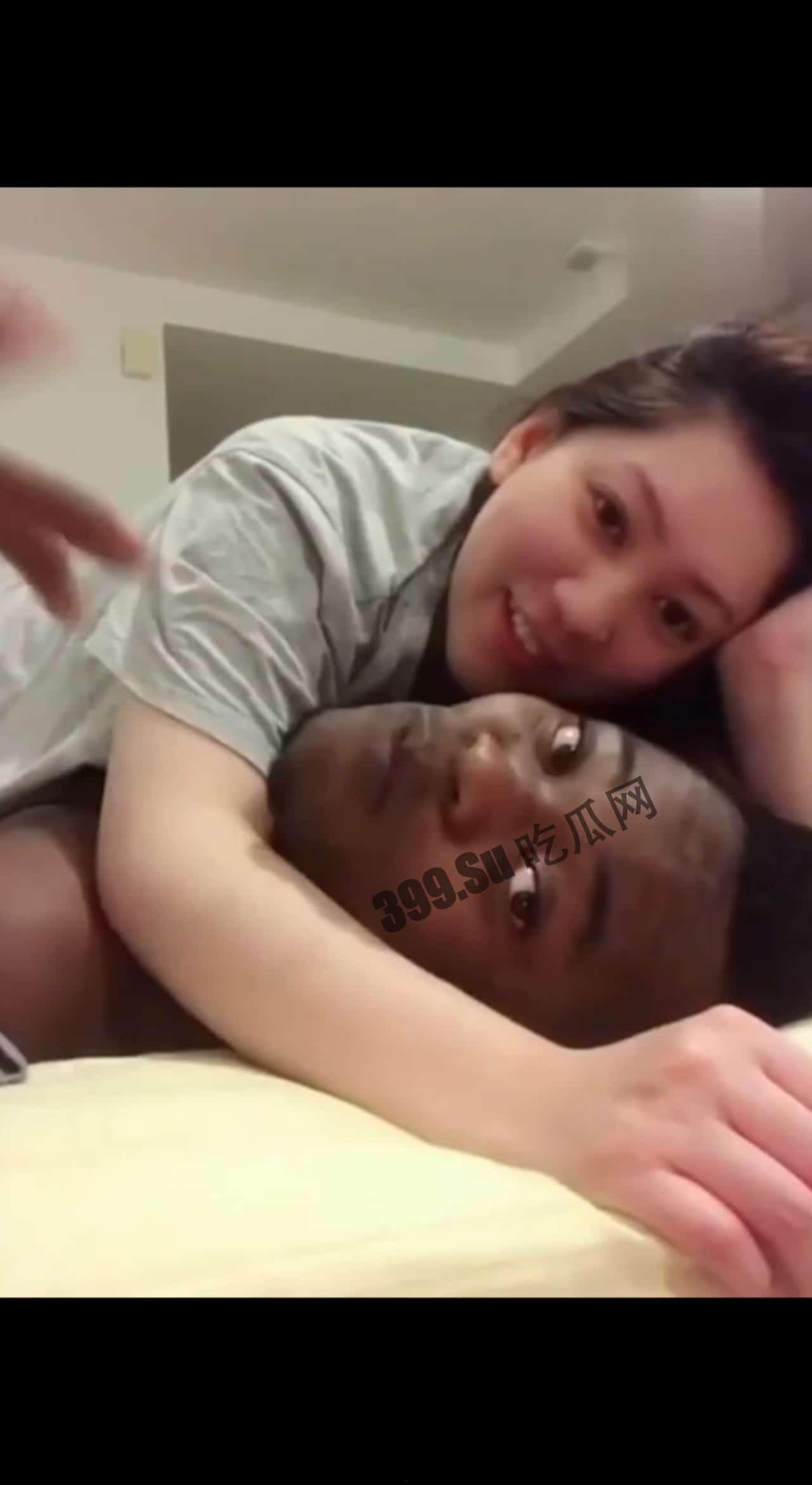 #媚黑 婊合集  瓜友们认清脸 答应别接到盘 不然小编会伤心的 ok？ 第6张