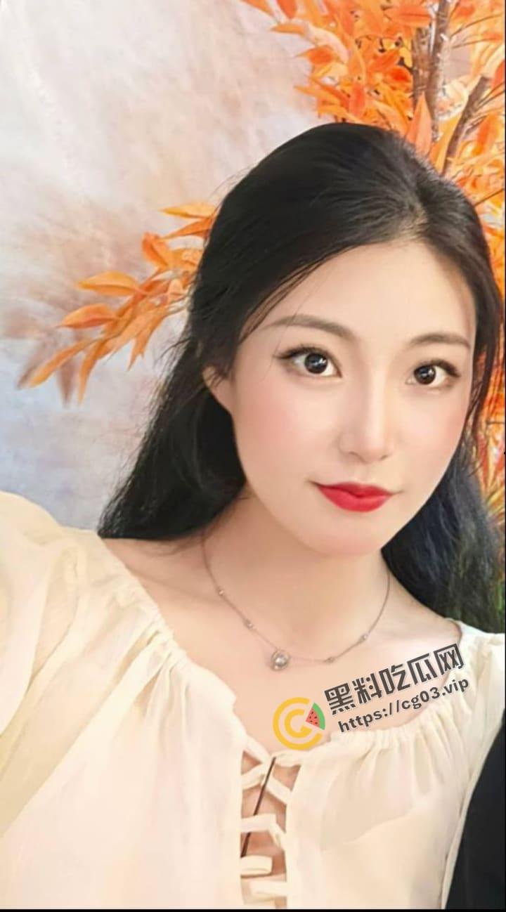 成都文理学院学姐 神似徐冬冬 被同校学弟 灌醉带到酒店一日游  早上清醒直接女上位开始摇摆 第4张