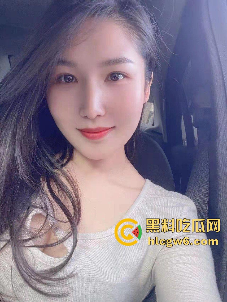 老A8果然还是那么顶，双透镜大灯锐利线条迷人，真皮柔软手感一绝，缸内直喷直达爽点，声浪湿润排气滴水！  第9张