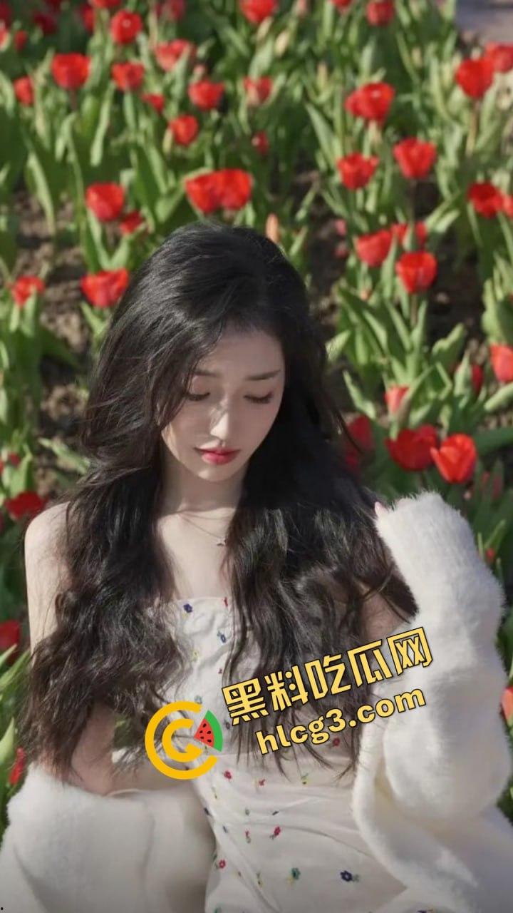 抖音爆红空姐『白天翱翔蓝天，夜晚专宠大哥』，私密视频，线下真实激情，双重身份被曝光！  第12张