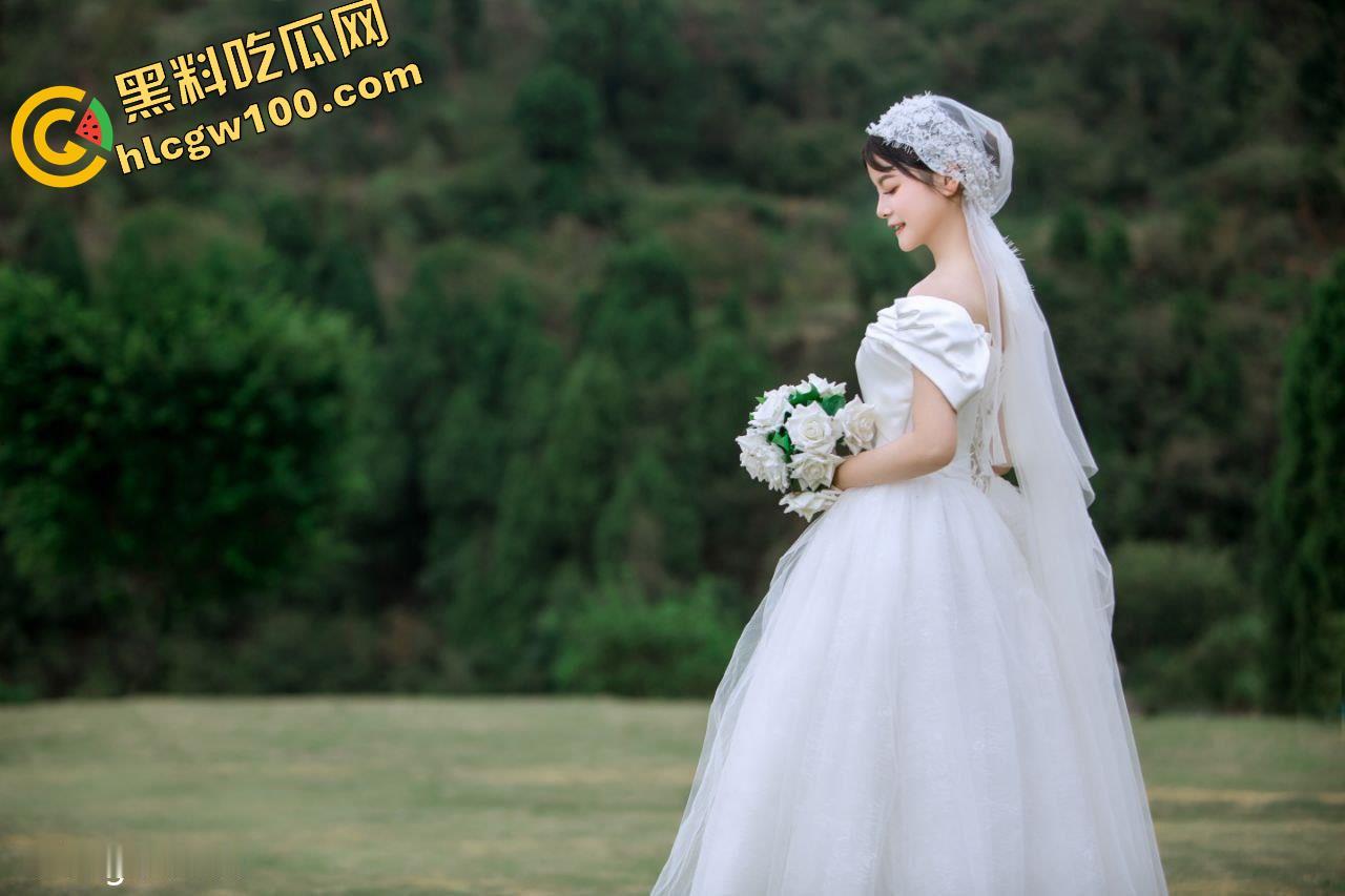 广西母狗【林楠楠】婚后出轨，钟爱女上后入，主打一个一插到底，被操到喷尿射一屁股  第9张