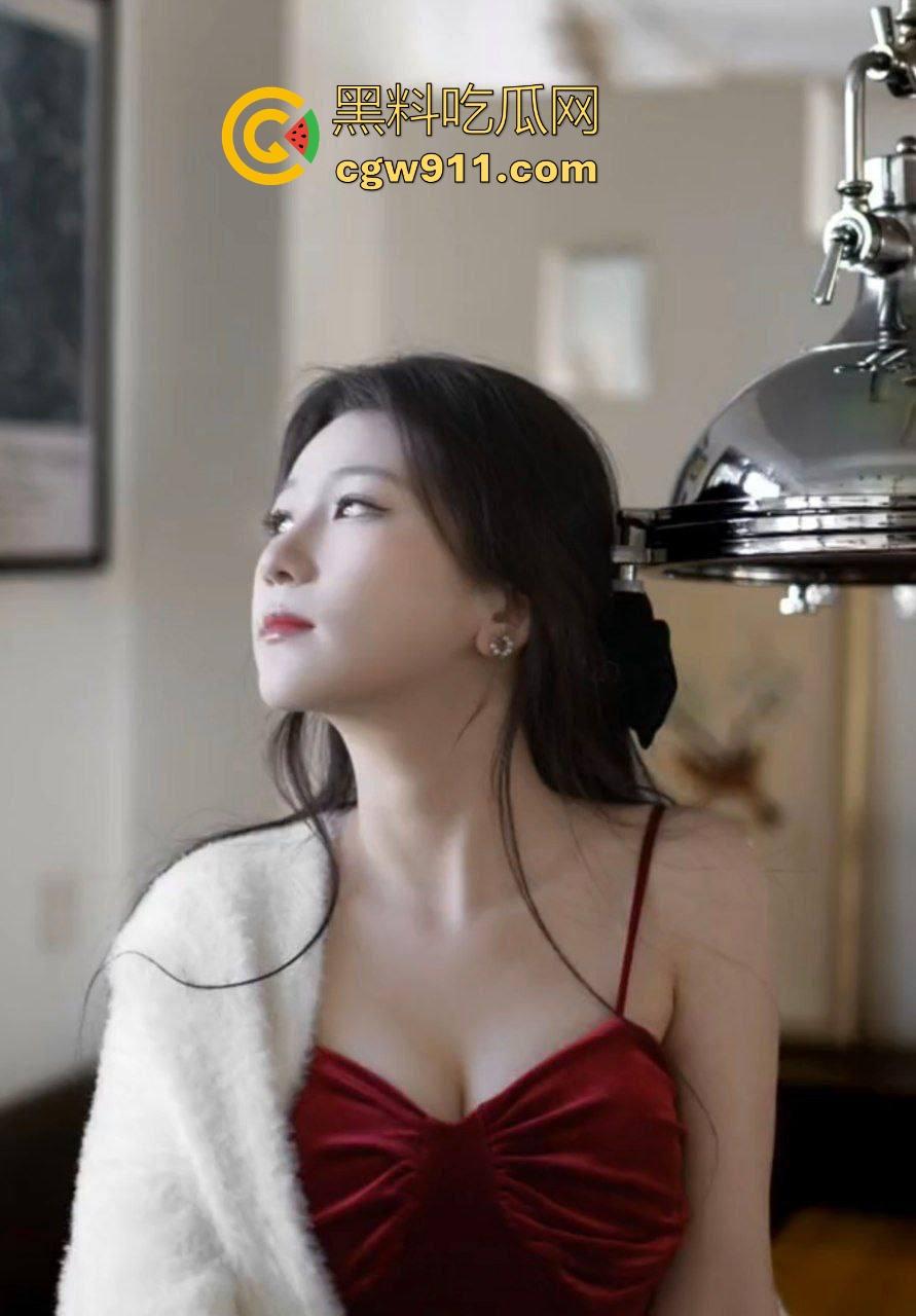 瓜友软件约操东莞刚满18岁小御姐，刚上大学为攒学费下海，极品身材女仆装诱惑，800元两次不带套内射！  第8张