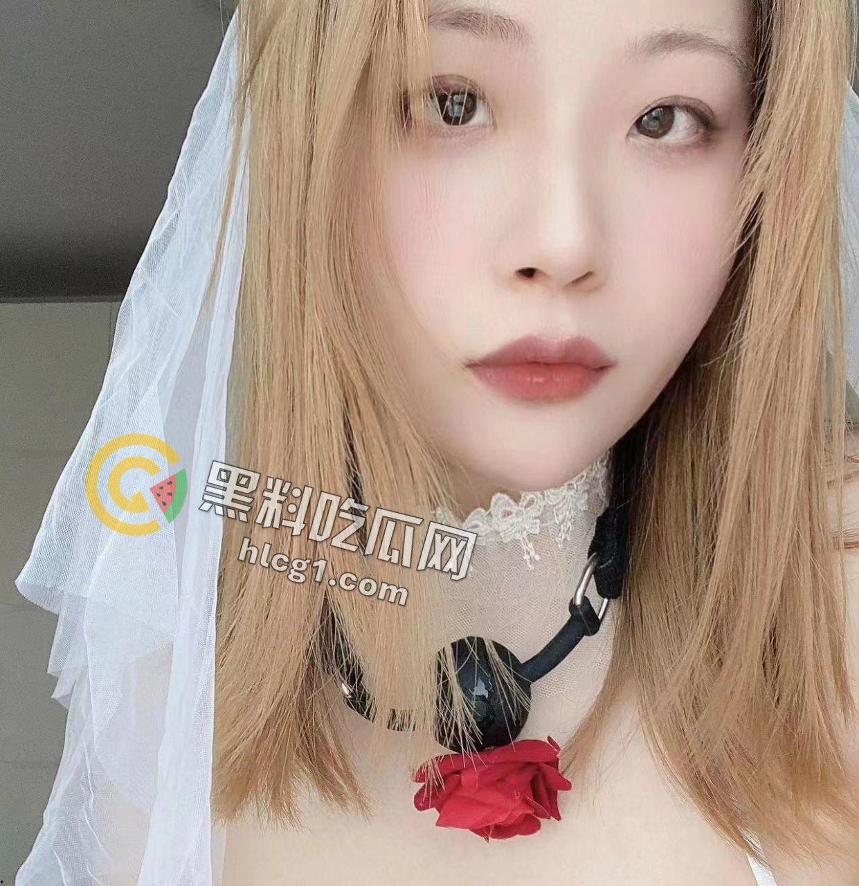 长沙高冷艺术家「孙甜」做爱粉色巨蛋加持，享受振动插入的快乐  第1张