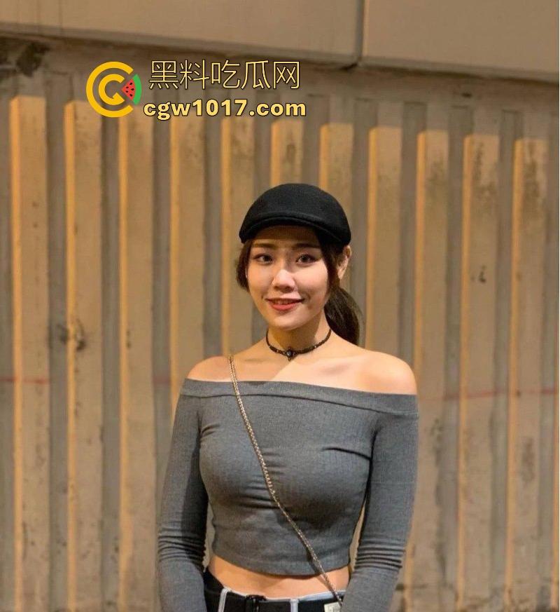 护士小姐姐为你服务！白衣天使外表下隐藏狂野一面，口交深喉女上骑乘，无套后入猛操肥臀摇曳如浪！  第2张