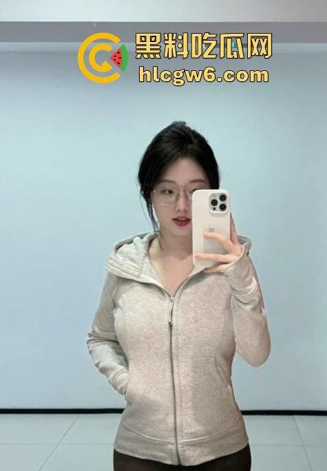 CSGO职业选手【宙斯Zeus】玩疯了，上海约炮大连工业大学黄婷后，转战东南亚开淫趴，女粉丝被当狗溜！  第7张