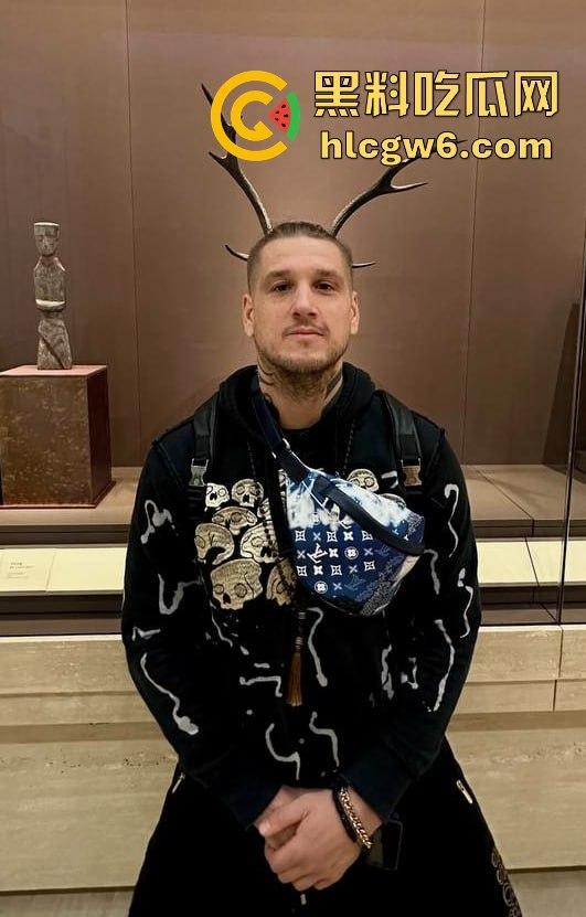 CSGO职业选手【宙斯Zeus】玩疯了，上海约炮大连工业大学黄婷后，转战东南亚开淫趴，女粉丝被当狗溜！  第14张