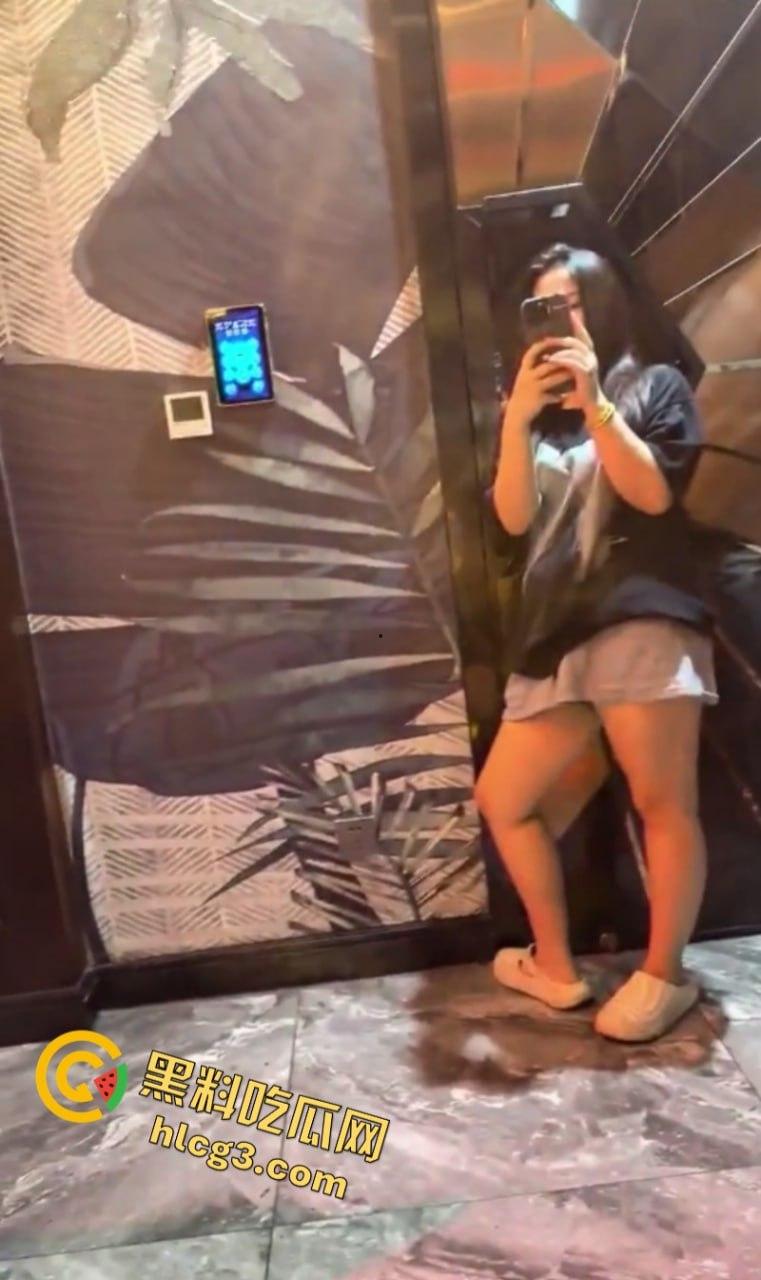 钱难赚屎难吃！广州大姐叫了个男模 不给小费反而还要男模给酒钱 不给直接给男模爆头  第5张