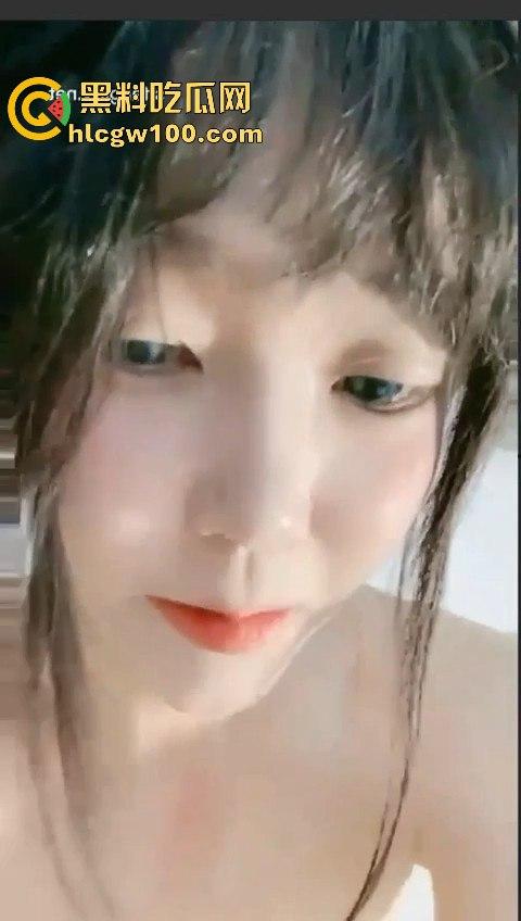 抖音萝莉网红【玥玥酱】收费视频流出！性感萝莉大胆露穴自慰，挑逗姿势骚到极致！  第3张