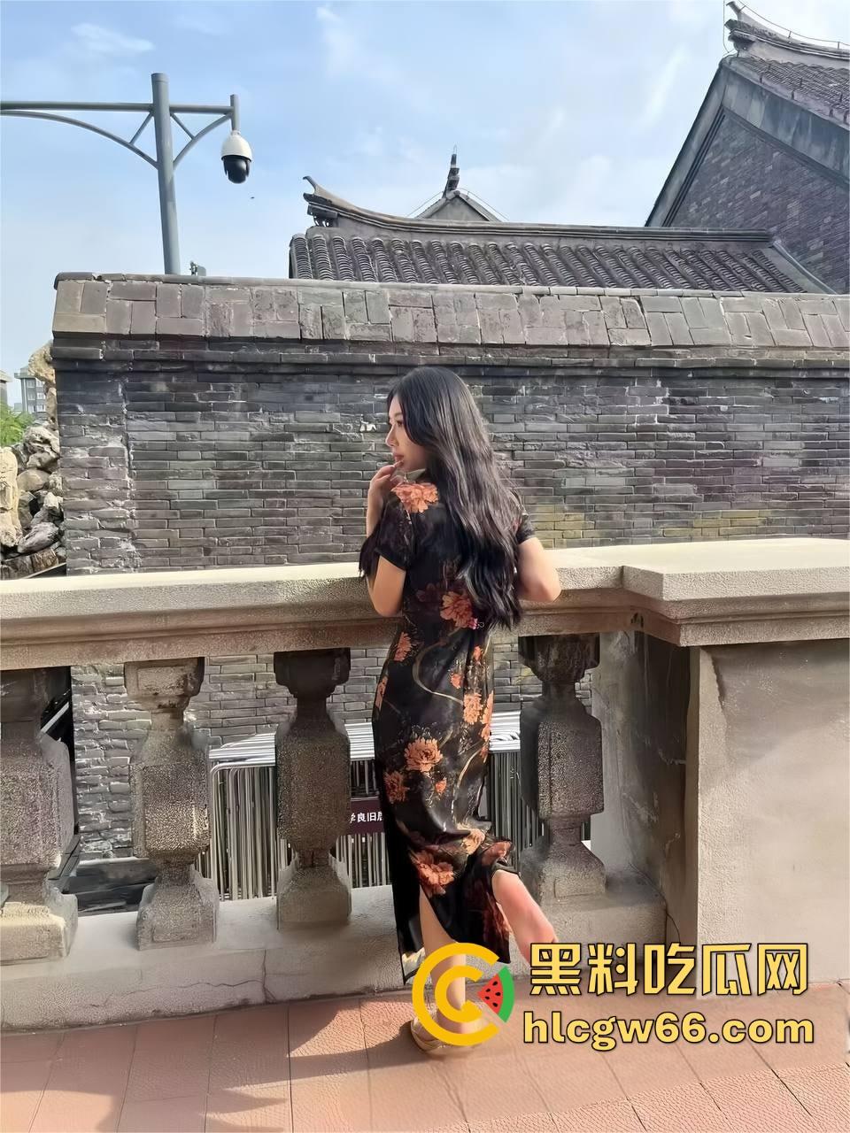 南开反差婊【金月敏】嫩乳肥臀淫汁喷一地，有男友还当劈腿母狗，大屌操翻下贱逼，主动张嘴舔精子！  第5张