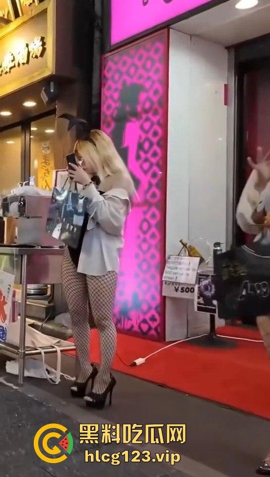 日本大白天就有站街女？兄弟们这也太爽了吧羡慕哭了！  第4张