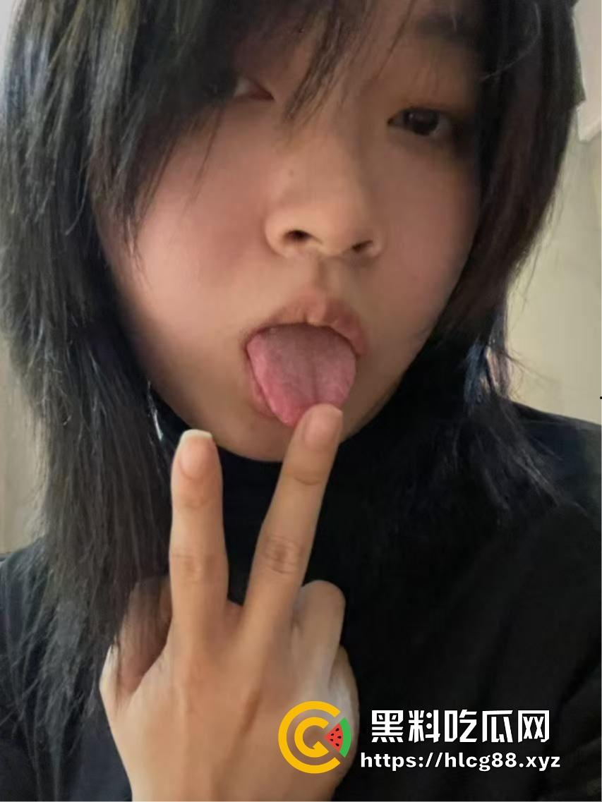 河北沧州黄骅23岁【张晴晴】考研路上的反差婊，操过多少人谁他妈知道！  第3张