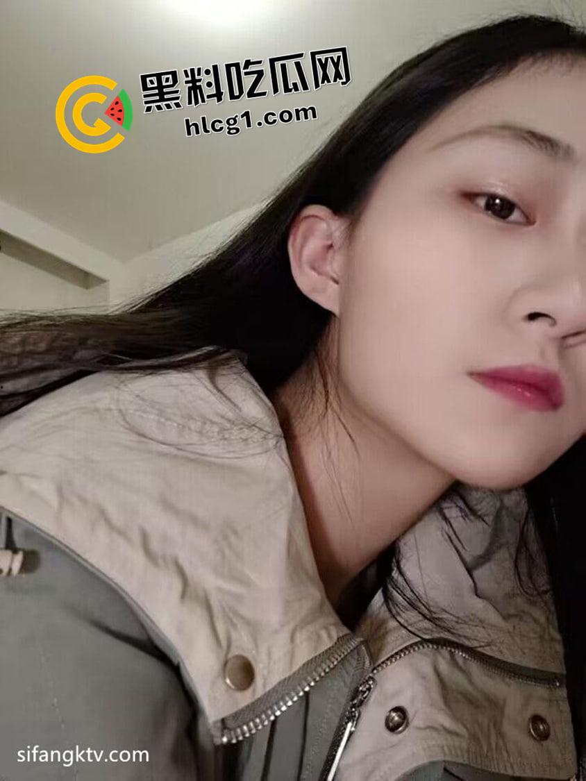 广东大学文学系知性美女 冰山美人的另一面 口活了得 私密视频被流出  第2张