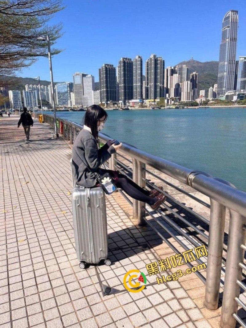 推特金主【采花小盗】让大学实习生女友各种口活 学母狗爬行 用圣水洗头洗脸毫无下限！  第8张