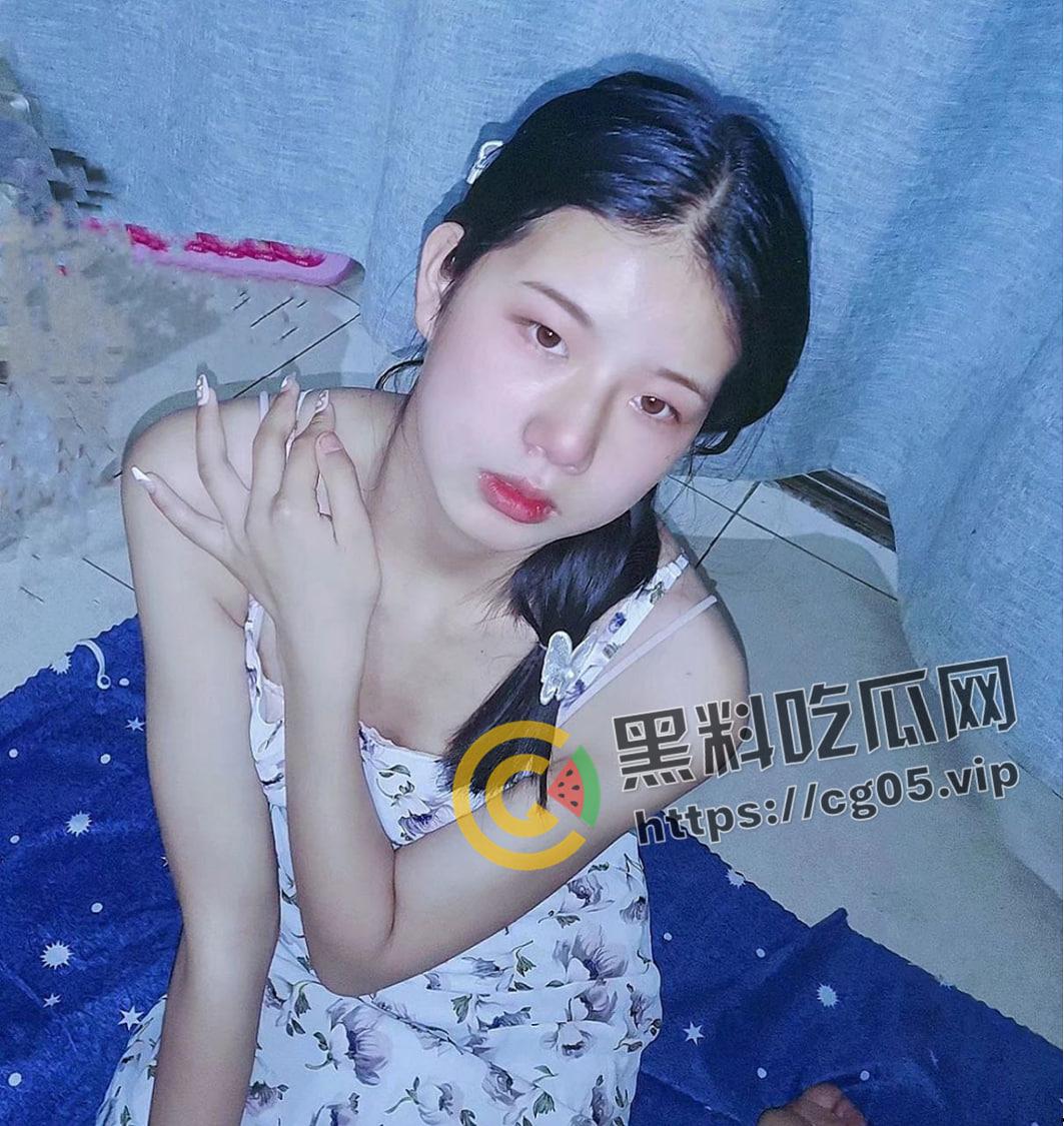 楚雄医专【徐晓艳】宫外孕 分手后私密照片视频被前男友流出 调教自拍 摁头爆操 妥妥的母狗肉便器  第3张