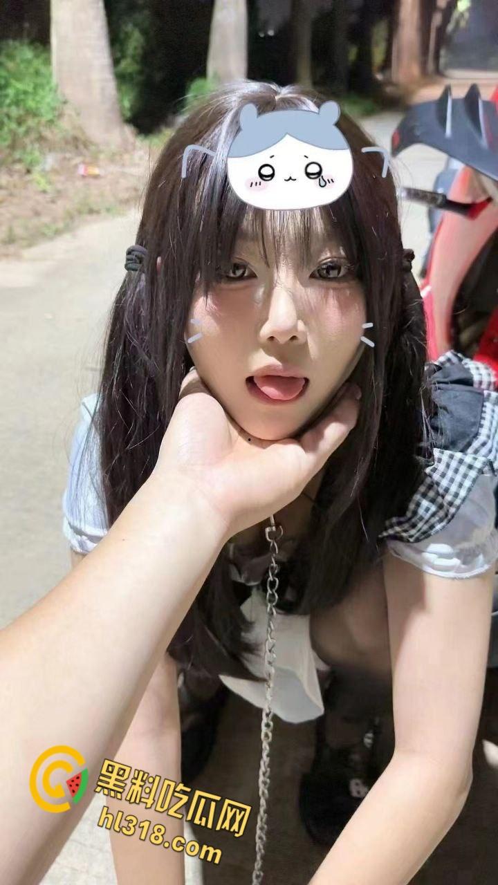 机车圈总是让人意想不到，春风车主完成主人的任务，性感黑丝女仆跪地任人调教，当街栓狗溜圈 ！  第5张