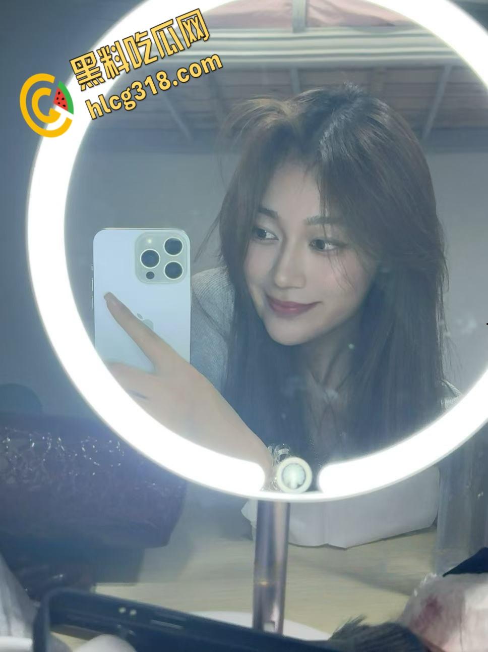 滨州学院小母狗【王佳颖】，喜欢网上聊骚约炮，高铁厕所骚逼自慰娇喘不断！  第6张