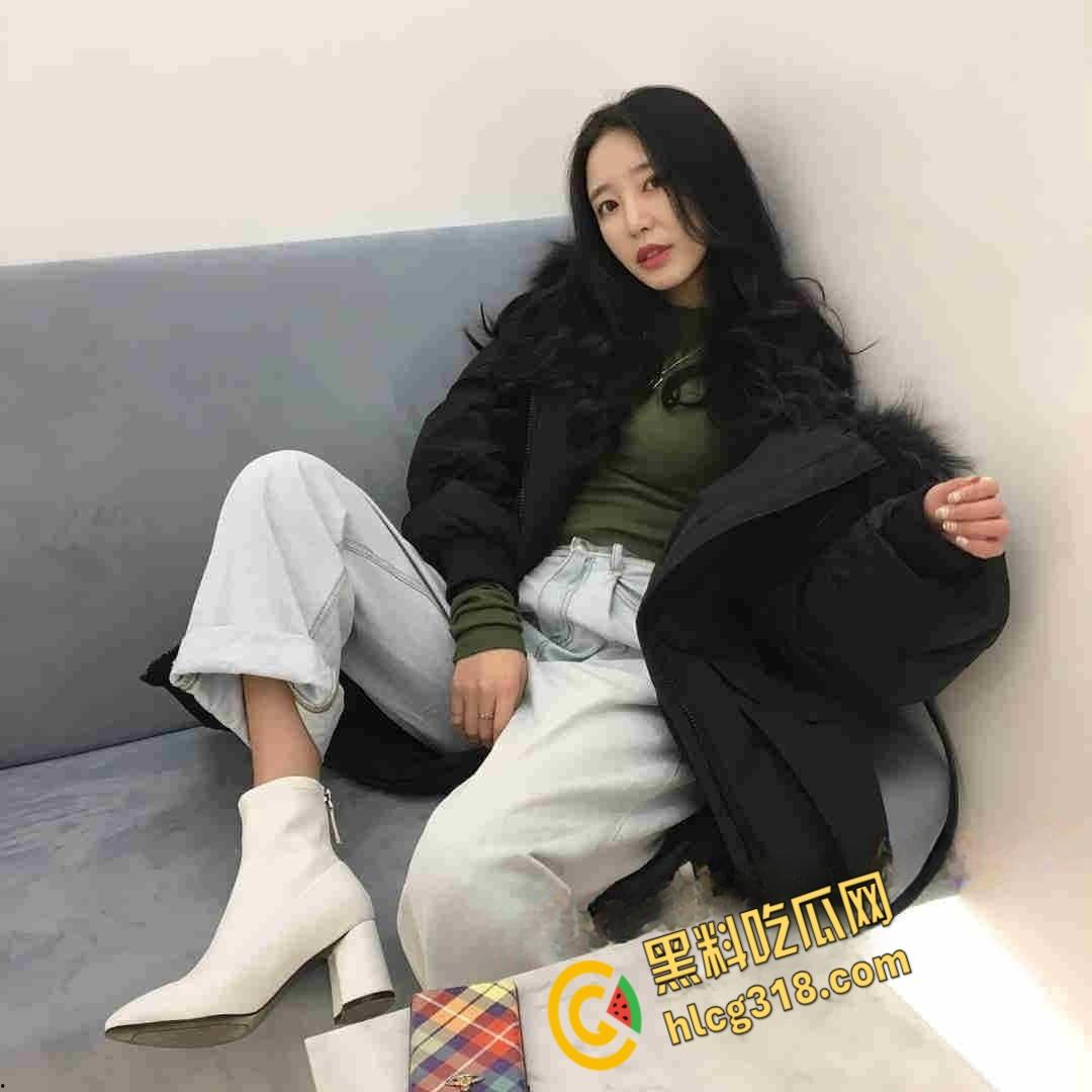 韩国人妻性感婚照，床上却骚浪无比，骑大哥肉棒狂扭不休，无套后入内射被猛操服帖 ！  第5张