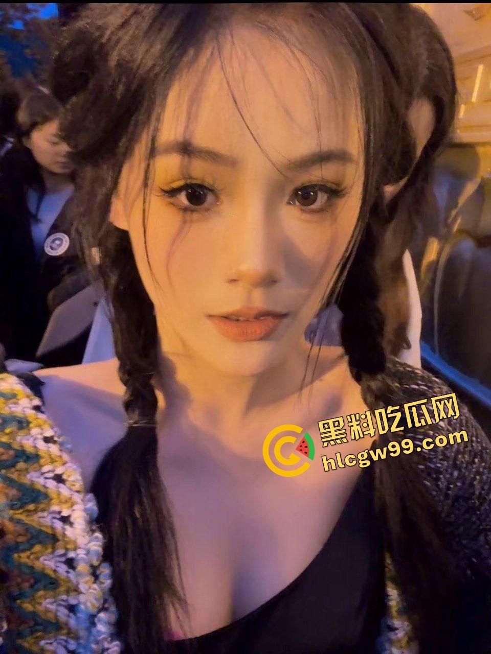 东莞贱逼骚母狗贱货【朱倩】骗老公睡觉了实则在KTV当灵魂舞者，淫荡模样尽显风骚！  第2张