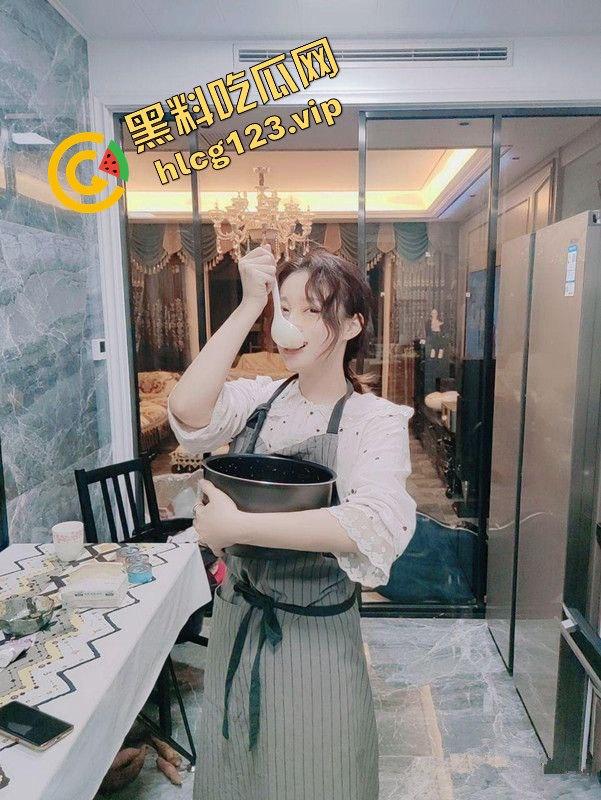 抖音推特御姐【禧阿妹】3P肛交私密流出，情趣自慰被炮友狂干画面火辣！  第1张