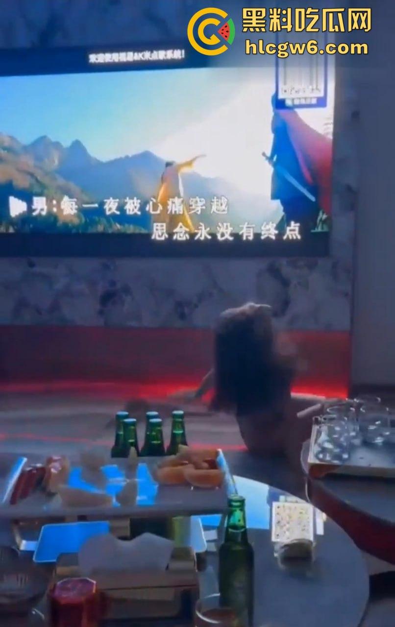 KTV坐台女包间骚操作全解析！口交、做爱、裸舞样样全 公共场合直接开车 商K玩法科普让你打开新世界！  第5张