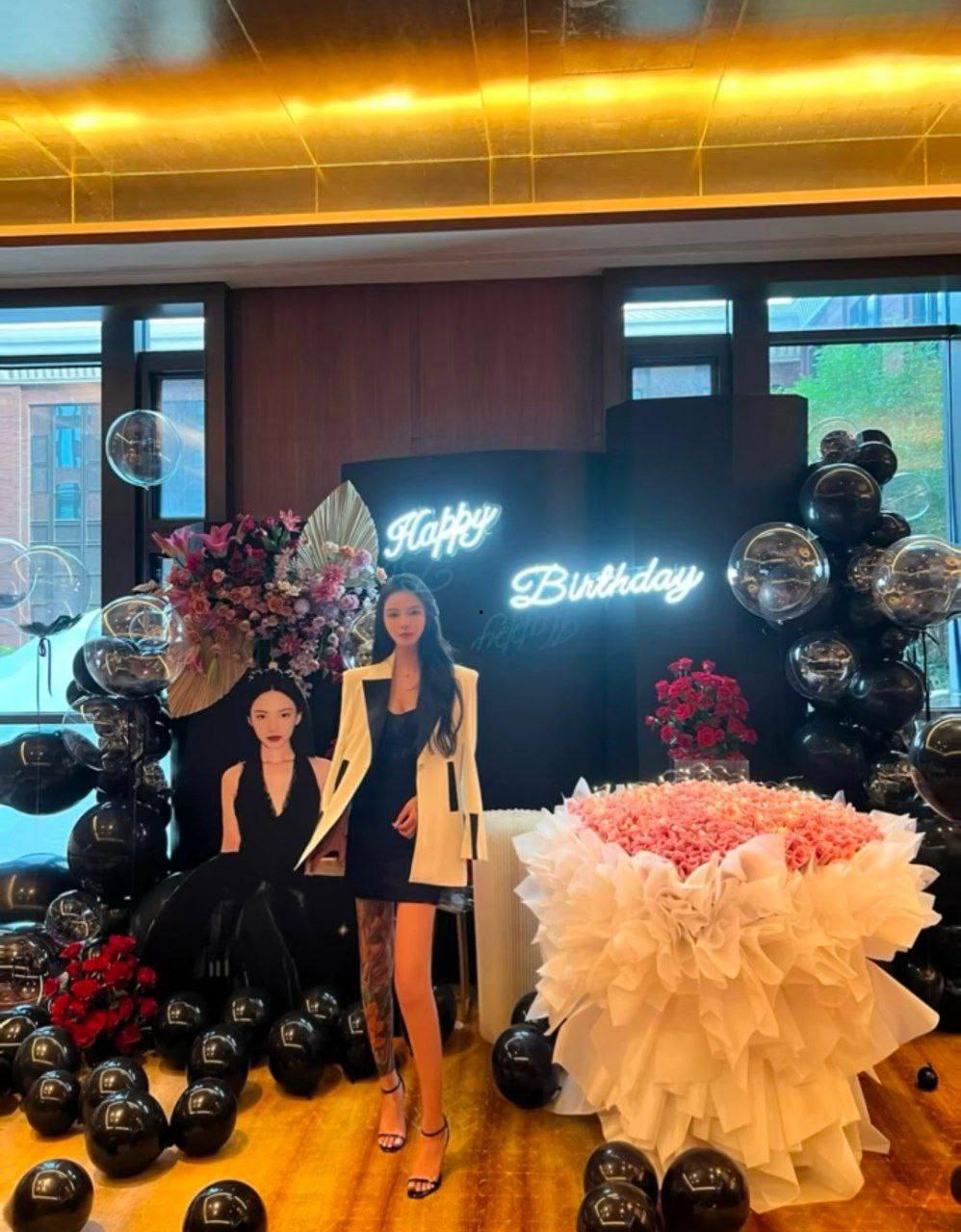 迷奸高颜值网红！下药晕倒带到酒店无套 晕了都能发出淫叫 十足的骚货  第3张