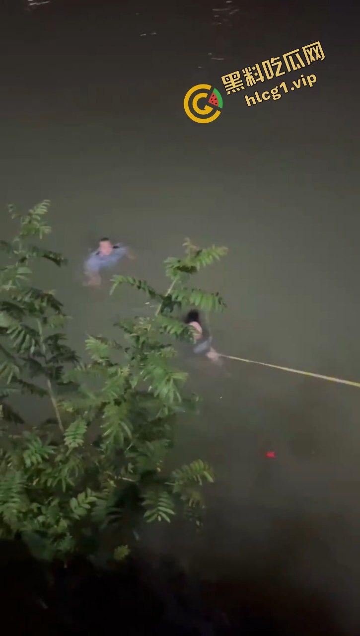 轰动全网！广西民警『李燮』为救抑郁跳河女孩 不幸溺水身亡！  第14张