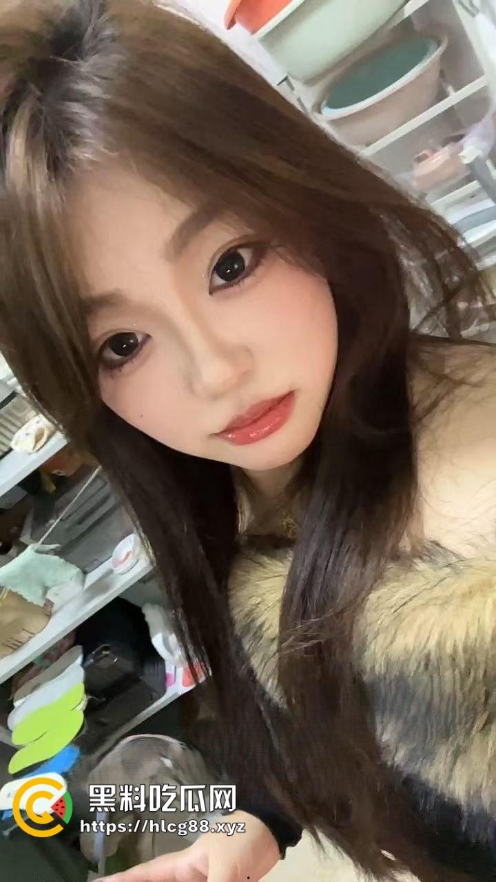 湖北师范大学学生妹【李佳莹】骚炸天，酒后捆绑SM调教，无套内射操翻这贱货！  第3张