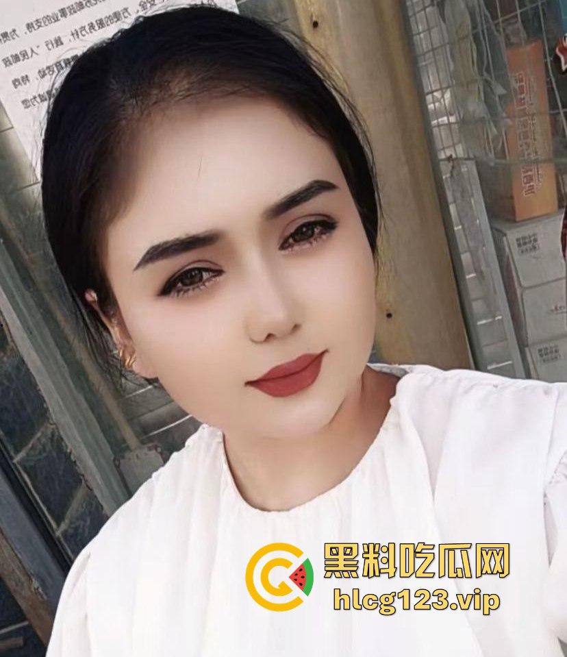 新疆少妇努尔古丽裸聊视频流出！美乳美鲍玩1V1骚到飞起，榜一大哥手速太快直接录屏！  第6张