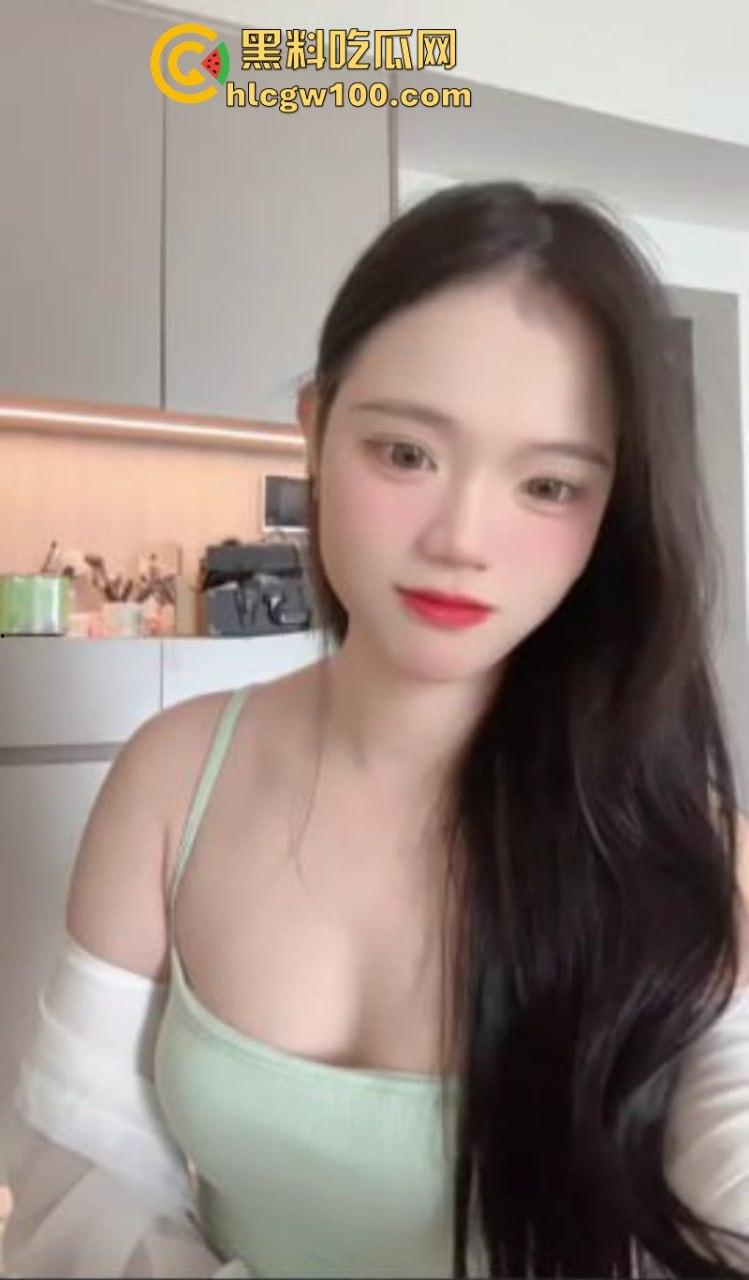 深圳外围女神【南山汤圆】穿衣是高不可攀的女神 脱衣是淫荡下贱母狗 这身材太完美了  第3张