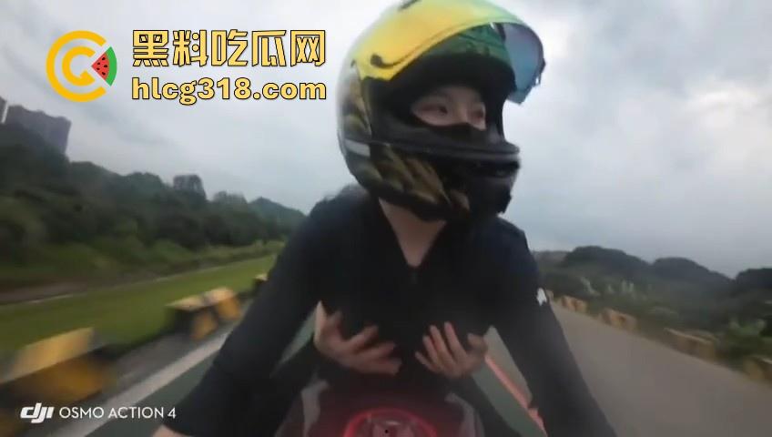 跟极品女车友酒店探讨改装车知识，颜值超美清纯女神被后入猛操，你刚刚不是很不让摸嘛！  第4张