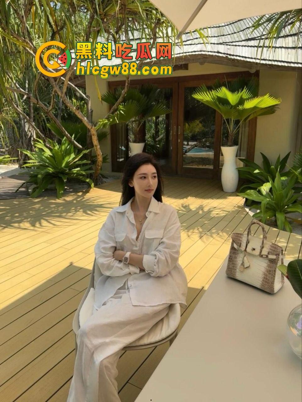 西安打气女『欧阳俞』吸完气球立马开干，日逼吃棒套餐不带喘，口水拉丝摇头吃嗨，这个真的专业！  第4张