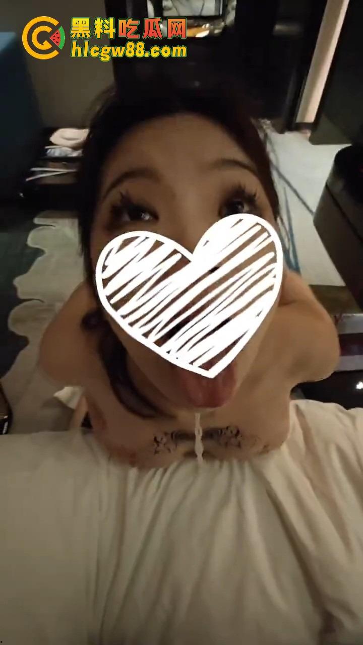 西安打气女『欧阳俞』吸完气球立马开干，日逼吃棒套餐不带喘，口水拉丝摇头吃嗨，这个真的专业！  第9张