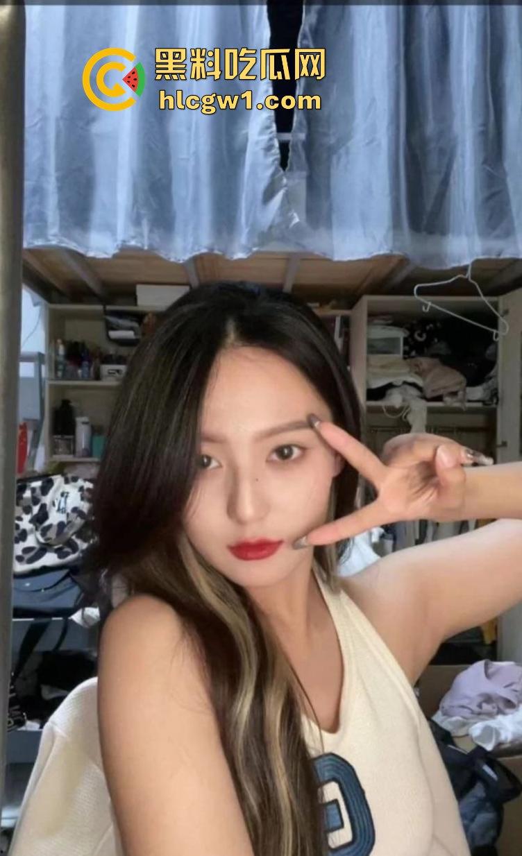 成都科技大学19级【戴小婷】被金主包养，狗圈调教成母狗，毒龙舔到极致！  第1张