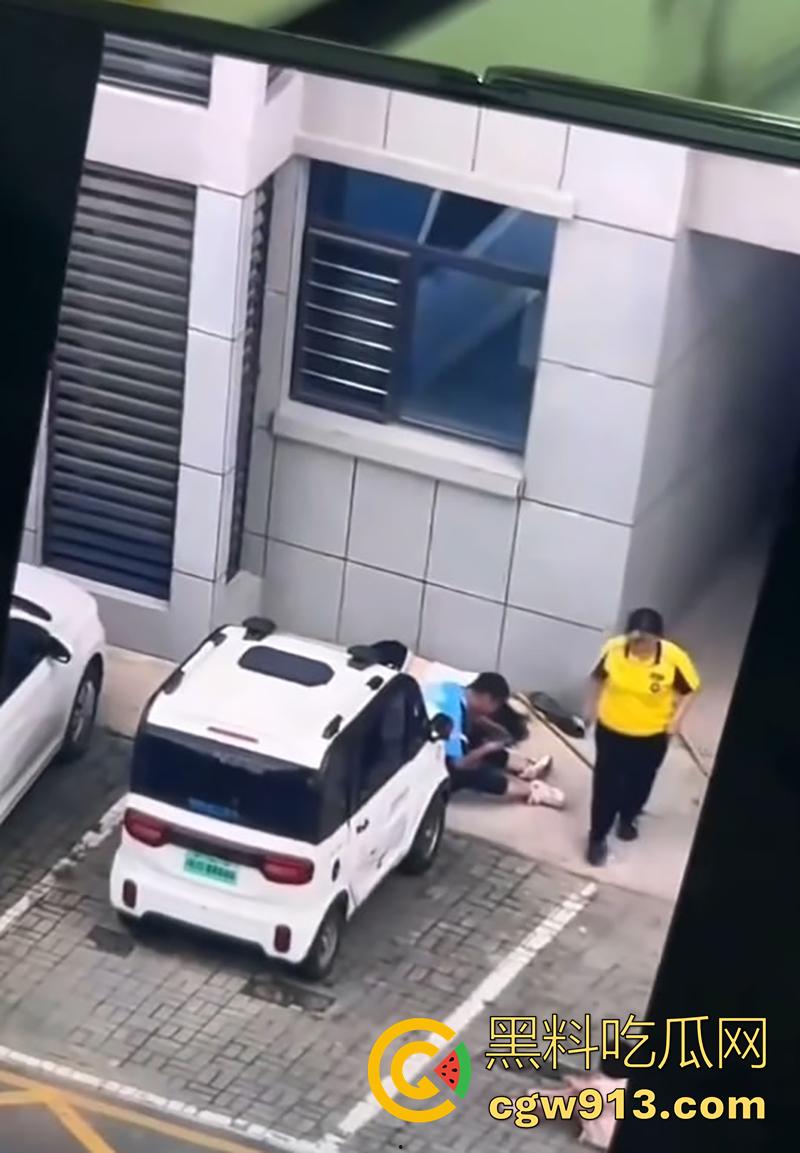 离婚女不能找果然有道理，河北邢台南和明德园小区，二婚女把老实婆婆逼跳楼，这回又要离婚了！  第3张