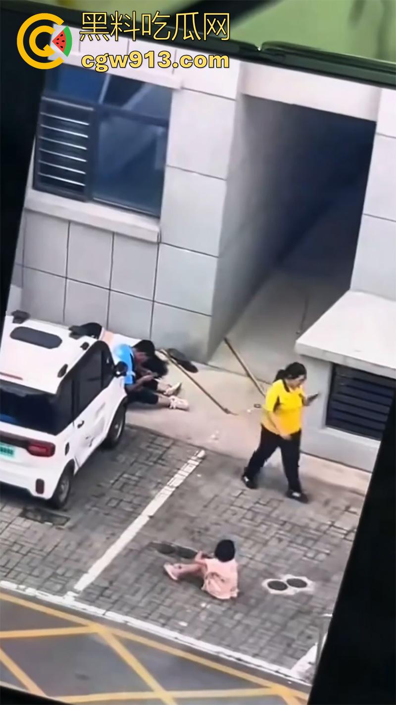 离婚女不能找果然有道理，河北邢台南和明德园小区，二婚女把老实婆婆逼跳楼，这回又要离婚了！  第4张