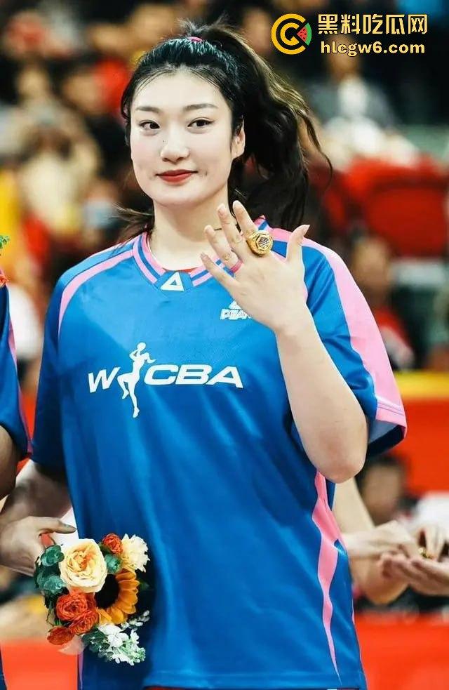 中国女篮『李梦』塌房裸聊、约炮、做情妇全被扒 正宫爆猛料放视频反击 官宣分手疑似自保 球迷看懵了！  第12张