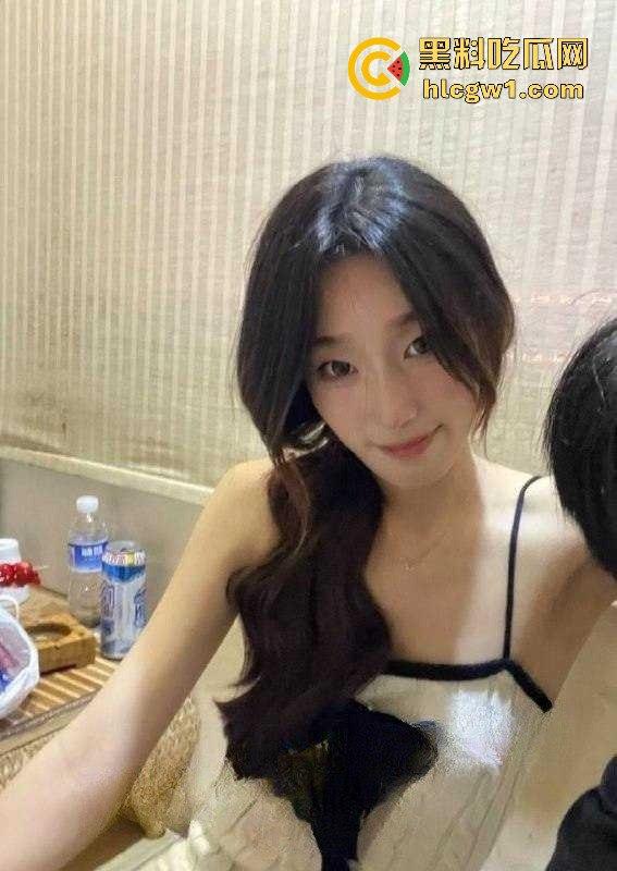 郑州职院【郑心妍】不雅视频曝光！清纯妹子被前男友曝丑，燥热的心让情趣生活全网震惊！  第3张