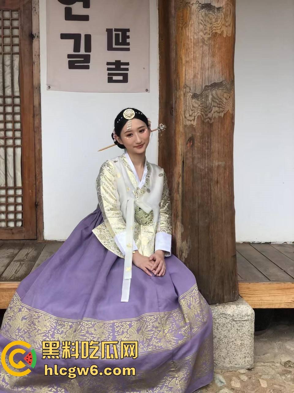 南昌高颜值小姐姐【李梦】和男友的私密自拍流出 对话污到炸裂，性感曲线撩人，卧室里的疯狂玩法让人浮想联翩！  第4张