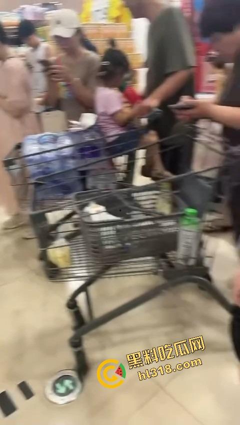 杭州余杭区自来水一夜变屎汤，老百姓刷牙直接口对口传承，做饭一锅屎，洗澡原地泥浆浴！  第10张