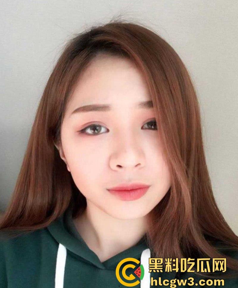 高颜值收银员【蒋欣瑜】约会前男友酒店开房 做爱视频被曝光  第3张