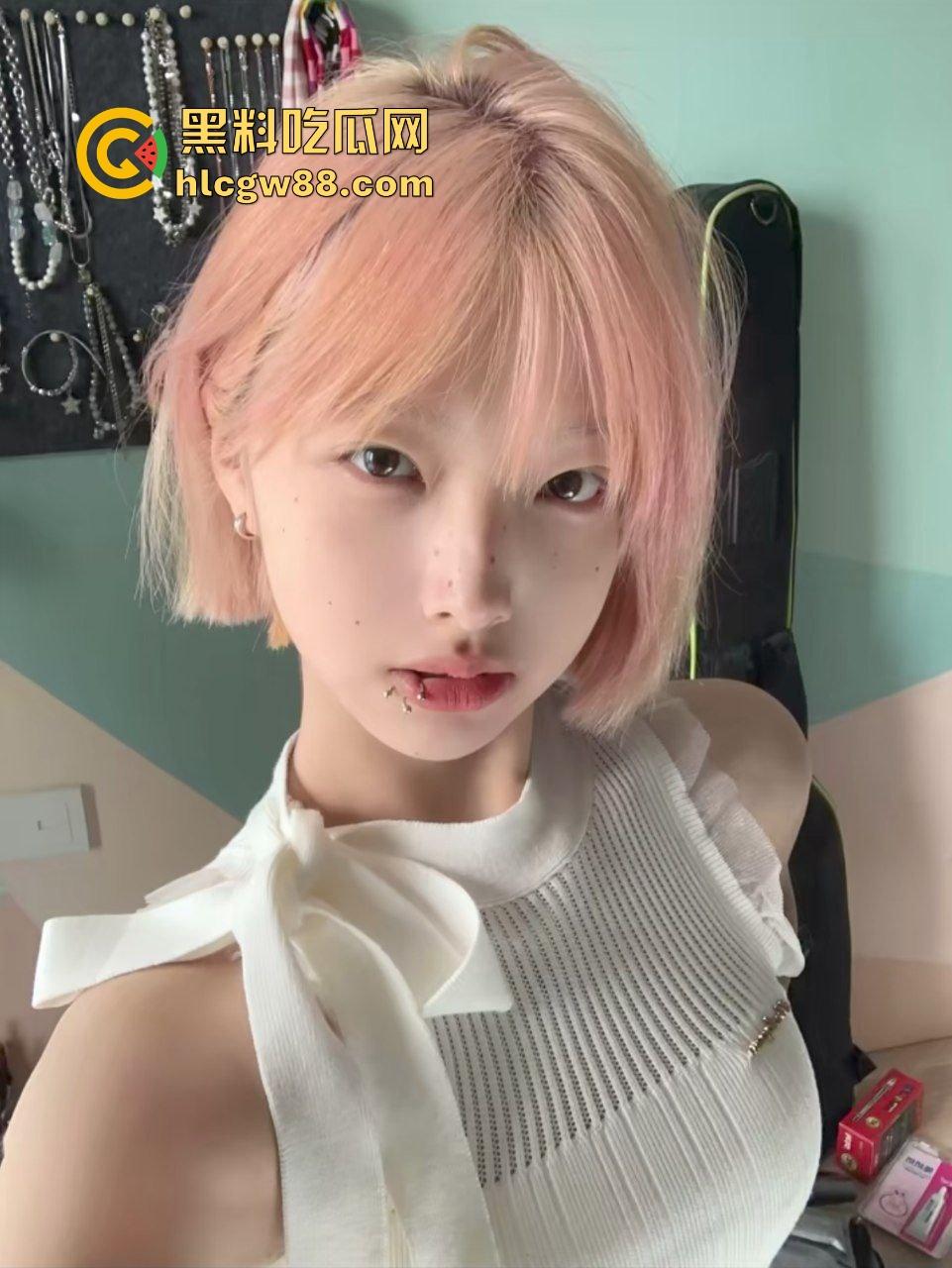 杭州气质女神反差婊【陈茜】大学毕业沦为大哥肉便器母狗，淫荡口交后入操逼性生活丰富！  第3张