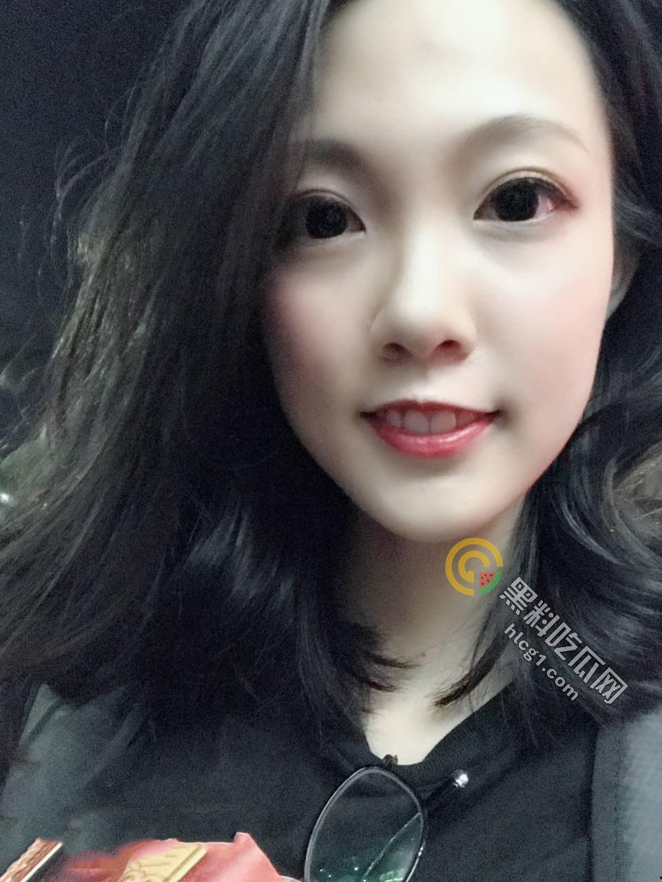 反差婊母狗吴新园曝光！职业护士化身骚母狗JK，绿帽老公泄密视频全网疯传！  第1张