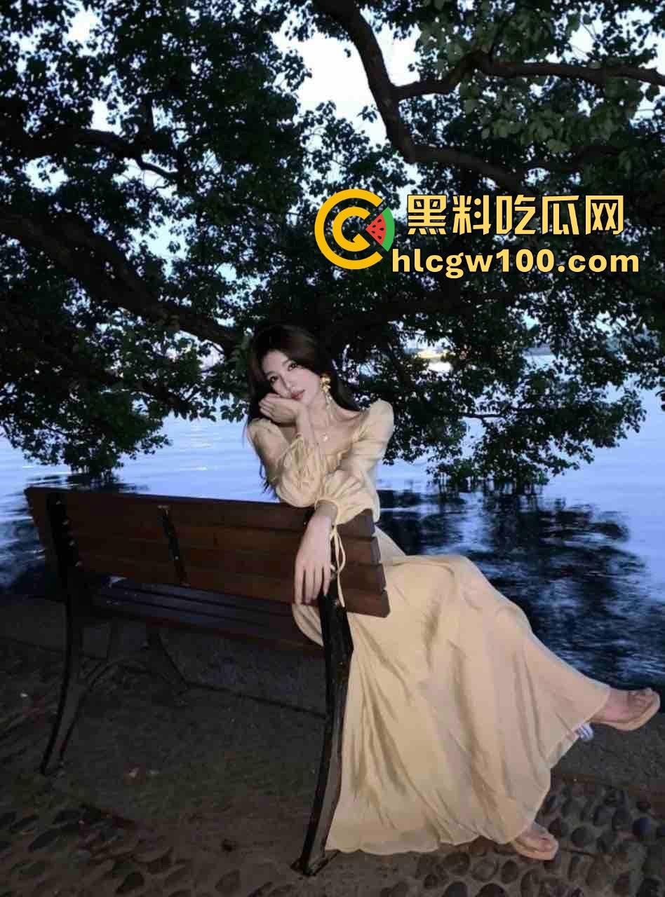 温州富婆少妇【李若曦】包养体校猛男，靠大屌喂饱她，每次被操到腿软还掏零花钱，男大全程记录操逼细节！  第2张