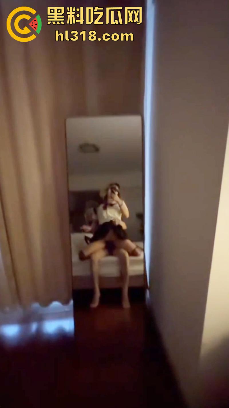 莆田快手长腿母狗【吐泡泡】，身材超赞的反差骚逼，醉酒喝多后，将做爱视频发送20多个群，只为找爸爸操自己！  第10张
