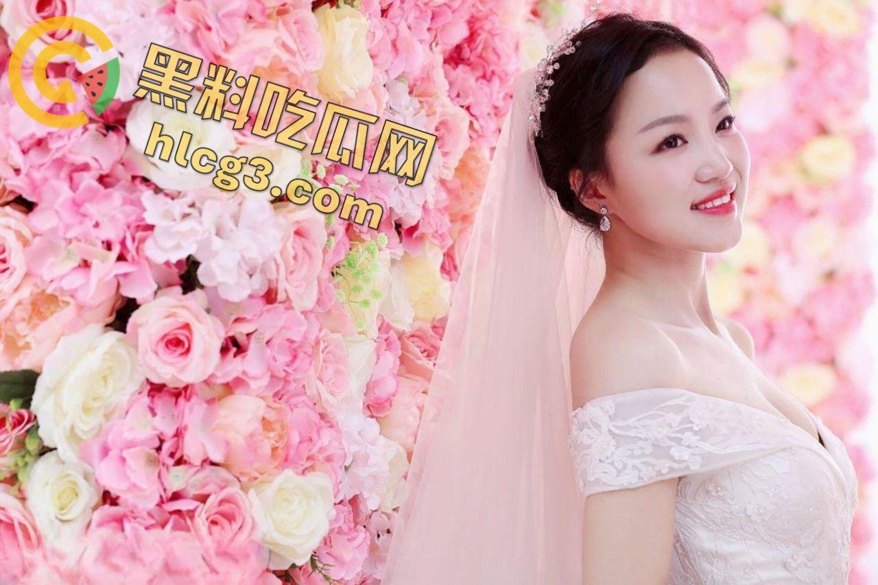 少妇骚妻反差大揭秘，新娘子从优雅人妻到淫荡母狗的惊人转变！  第9张