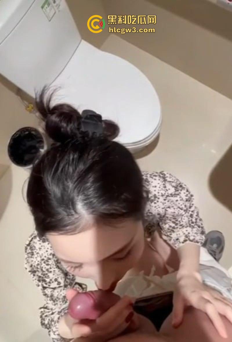 东莞长安老师出轨事件 长安实验小学周某南出轨乌沙小学【曾玉婷】史上最美女老师跪地舔屌！  第3张